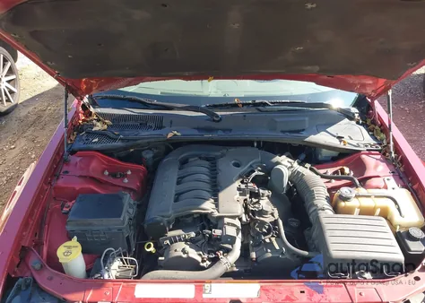 2009 Chrysler 300 Touring из США, поврежденный, VIN 2C3LA53V19H577535